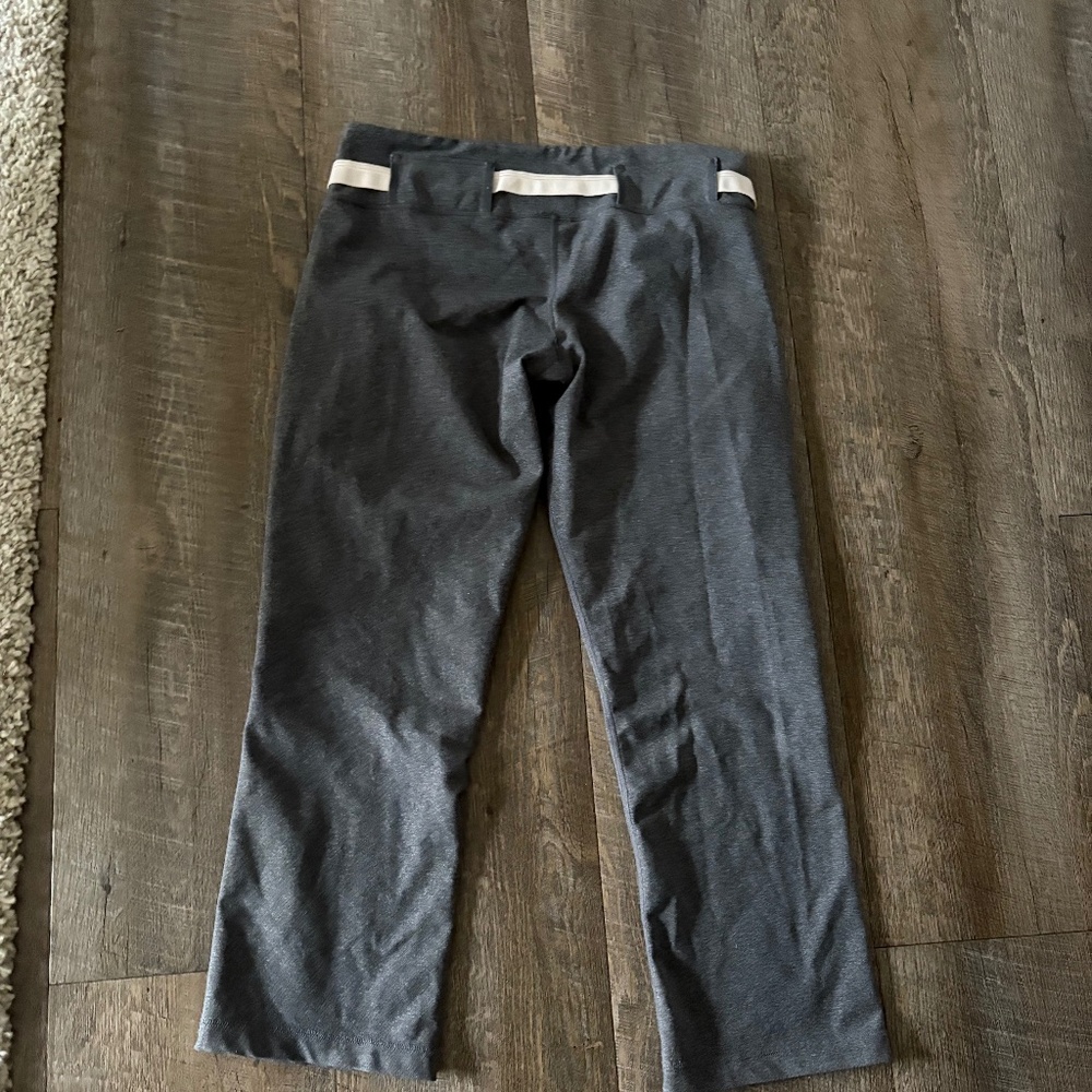 Lululemon low rise belt it out pants - Picture 3 of 3
